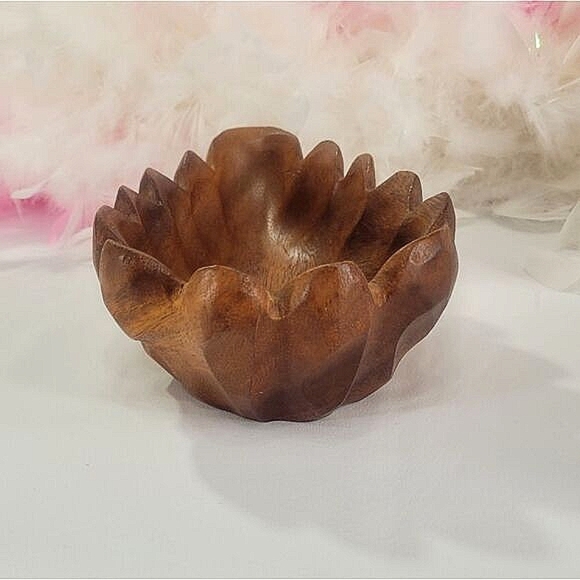 Vintage Small Acacia Wood Bowl - Picture 5 of 9